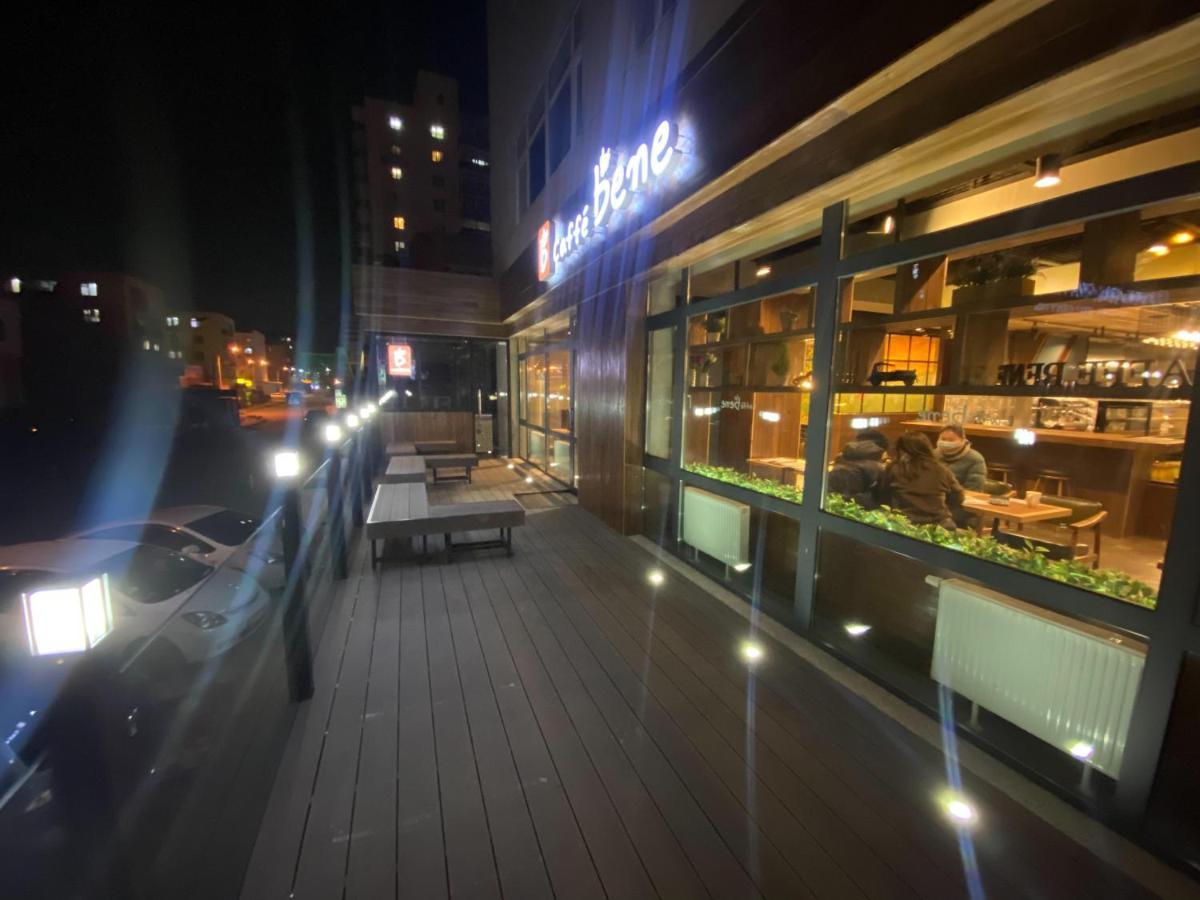 Tanan Center Serviced Apartments أولان باتور المظهر الخارجي الصورة