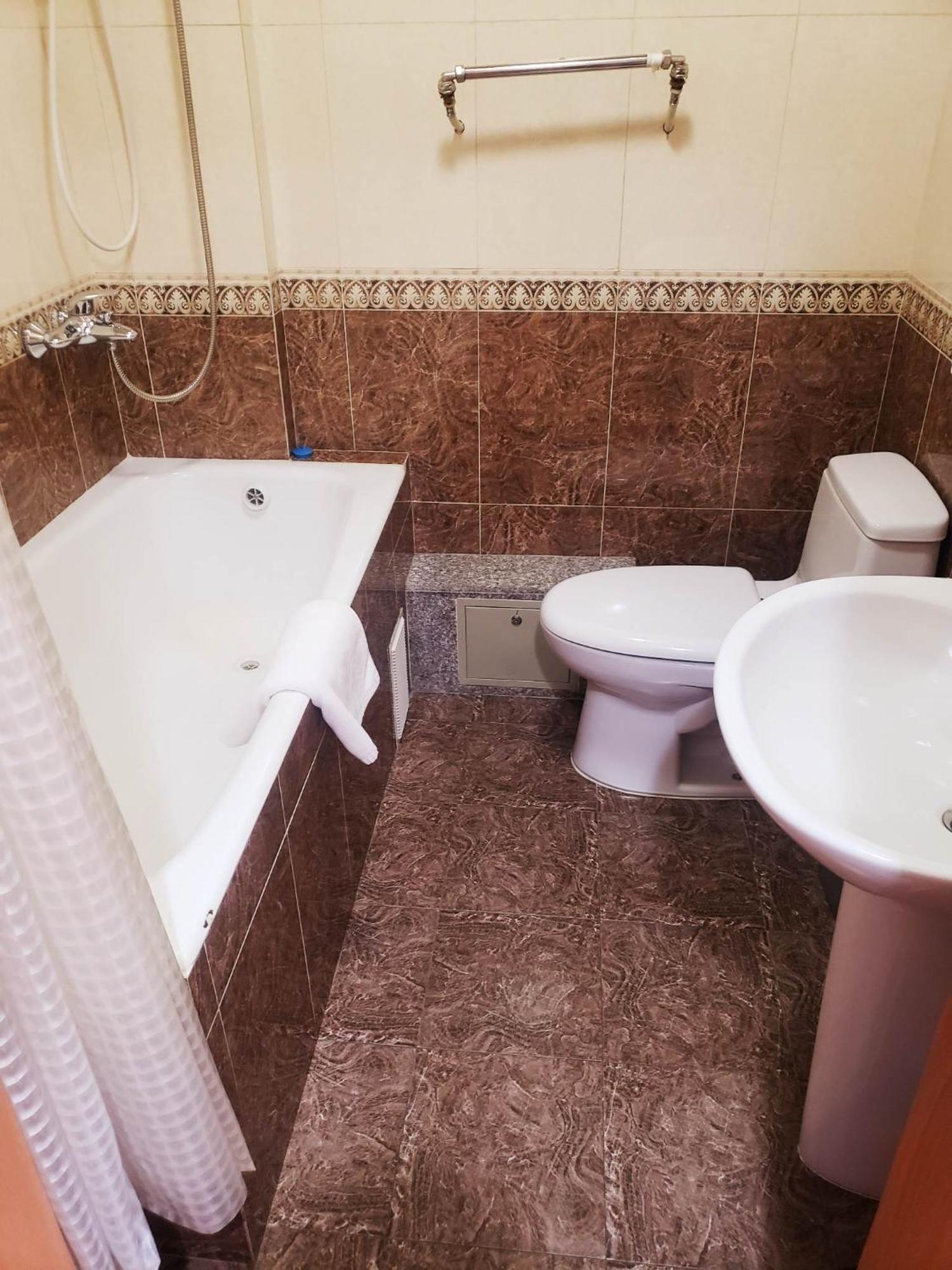 Tanan Center Serviced Apartments أولان باتور الغرفة الصورة
